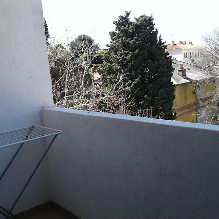Sunny Place Apartment