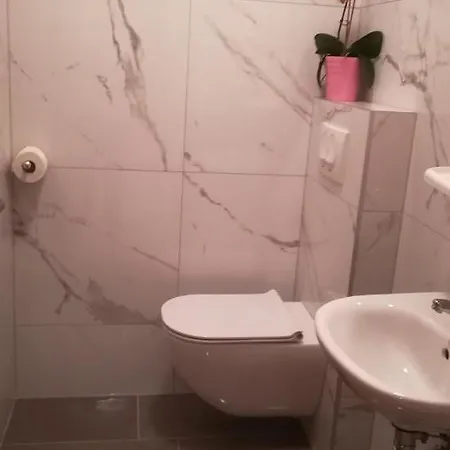 Apartament Sunny Place *